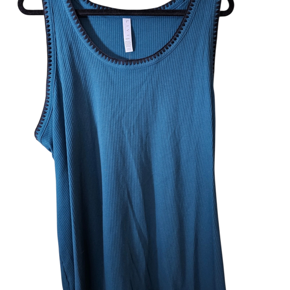 NWT Livi Active Teal Ribbed Tank Top